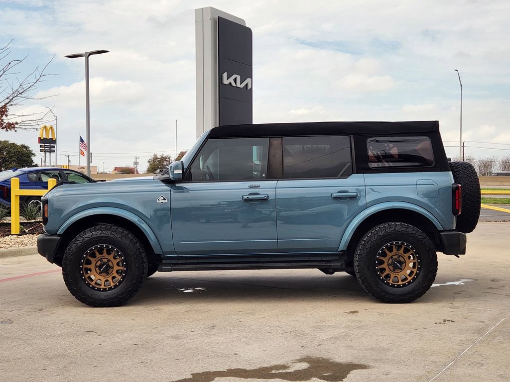 Used 2023 Ford Bronco Outer Banks image 4