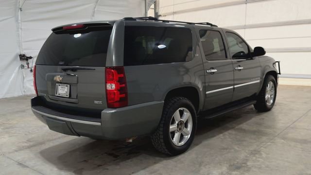 Used 2011 Chevrolet Suburban LTZ image 8