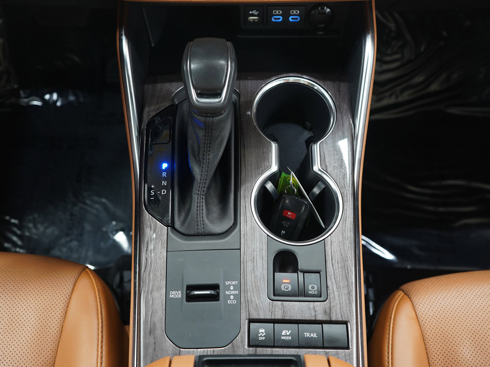 Used 2022 Toyota Highlander Platinum image 18