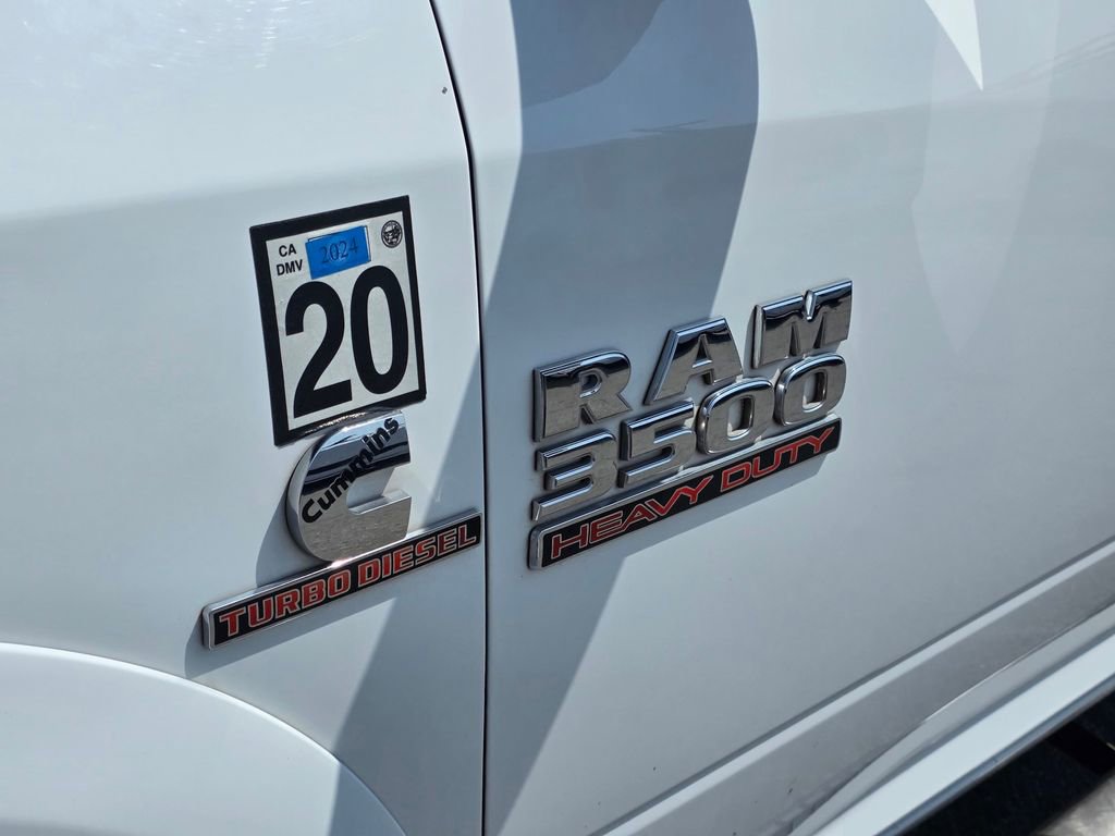Used 2018 RAM 3500 Laramie w/ Convenience Group AWD/4WD image 12