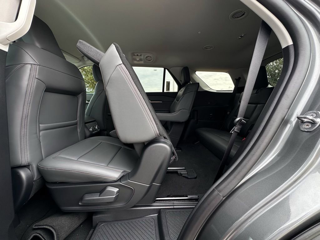 New 2026 Ford Explorer Active w/ Active Comfort Package image 60