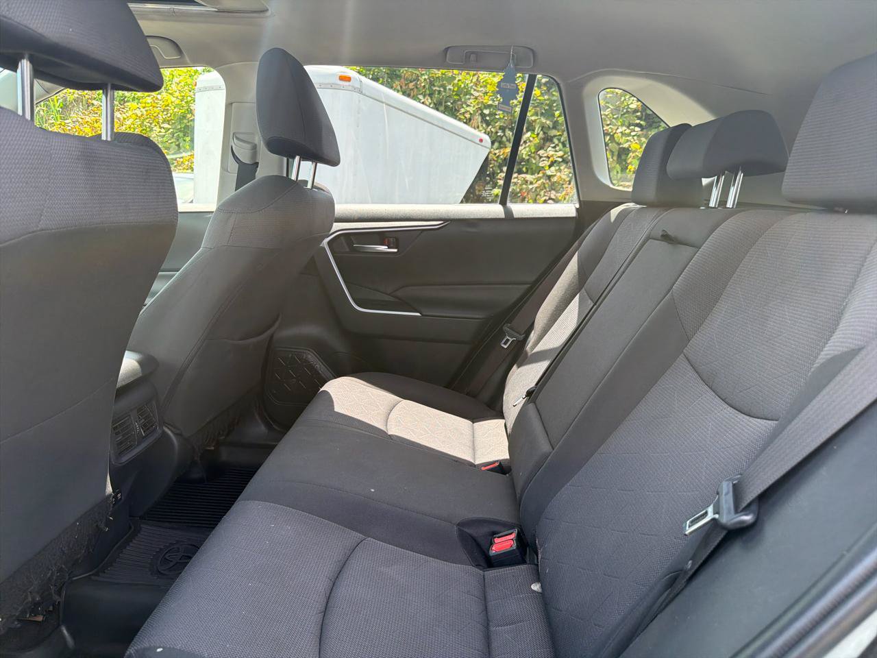 Used 2019 Toyota RAV4 XLE w/ Convenience Package AWD/4WD image 22