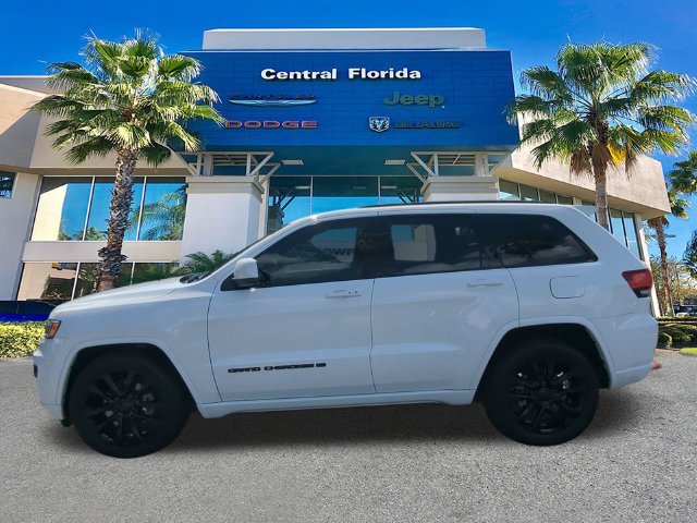 Used 2022 Jeep Grand Cherokee Laredo X RWD image 8