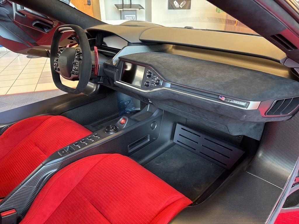 Used 2021 Ford GT Heritage Edition image 16