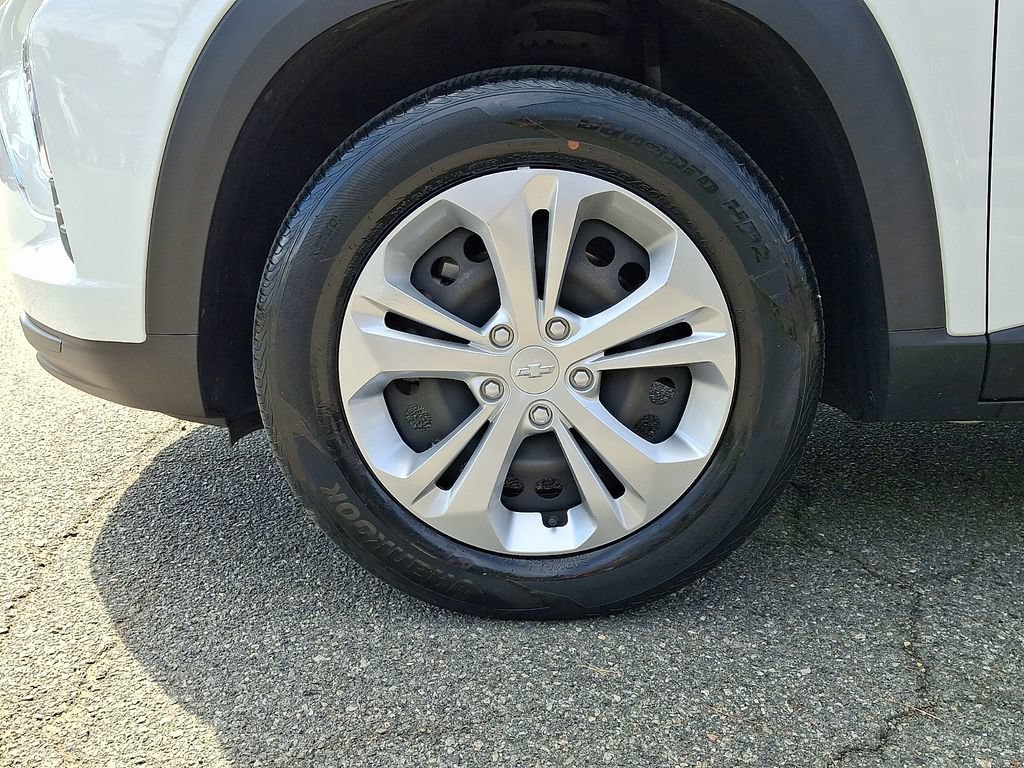 Certified 2024 Chevrolet Trax LS FWD image 8
