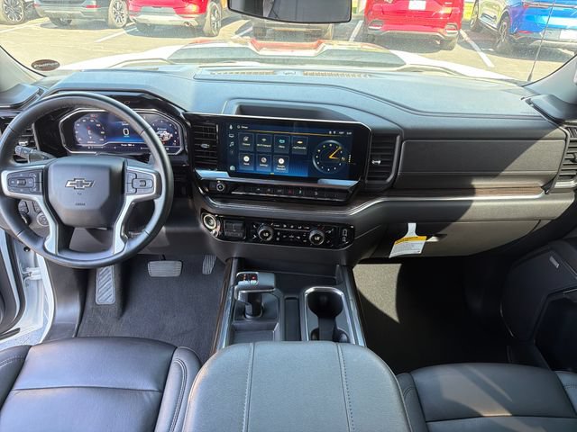 Used 2024 Chevrolet Silverado 1500 LT Trail Boss w/ Convenience Package II AWD/4WD image 14