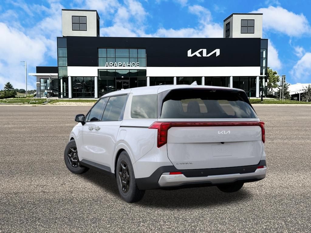 New 2027 Kia Carnival FWD image 4