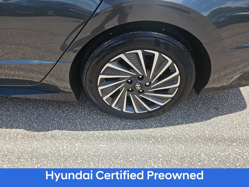 Certified 2025 Hyundai Sonata SEL FWD image 28