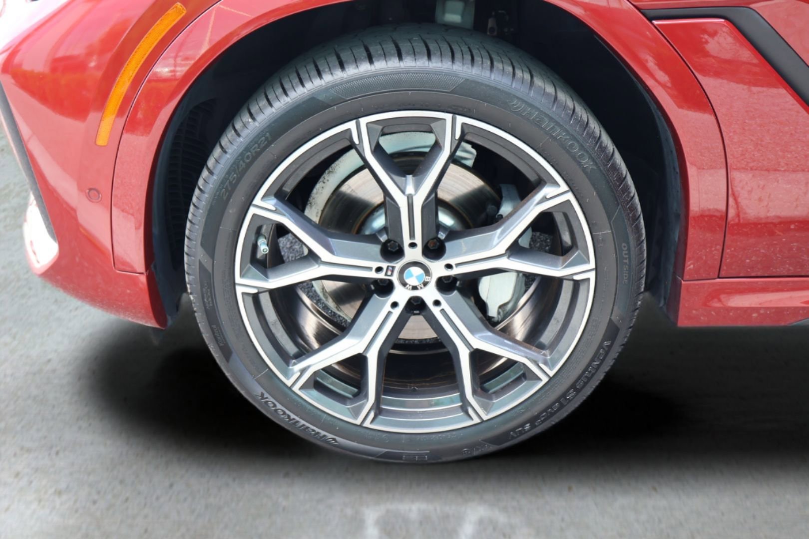 Used 2021 BMW X6 xDrive40i w/ Executive Package AWD/4WD image 28
