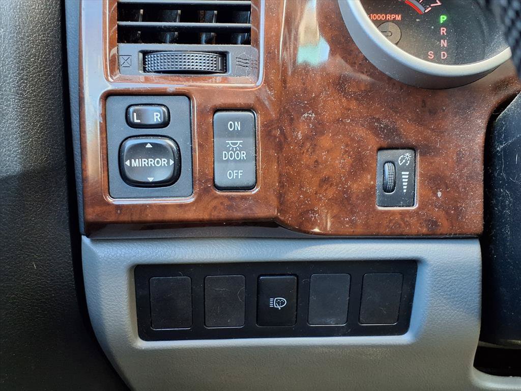 Used 2011 Toyota Sequoia SR5 RWD image 12