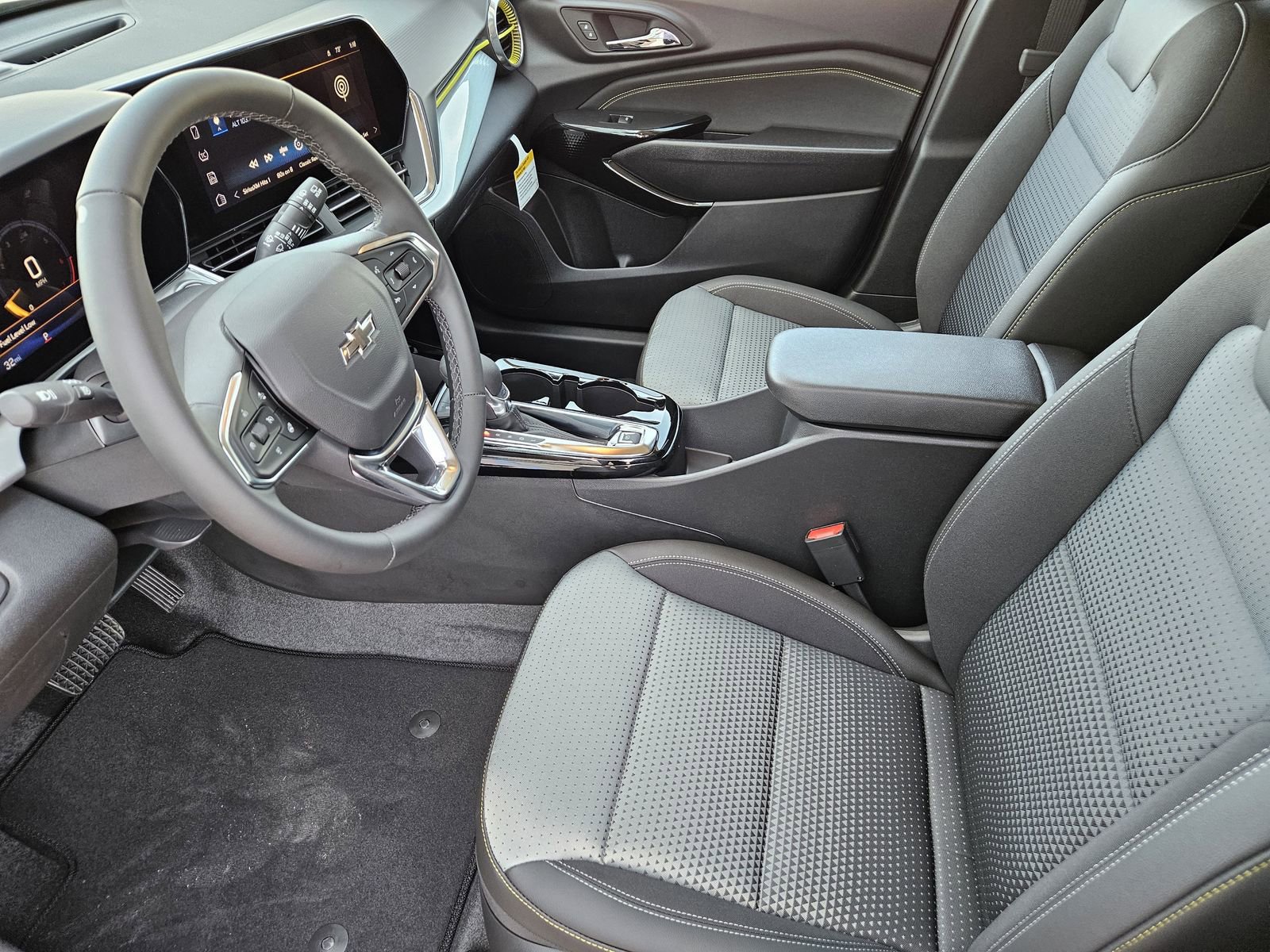 New 2026 Chevrolet Trax LT w/ Driver Confidence Package image 15