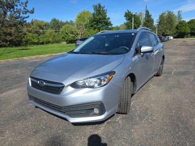 Used 2020 Subaru Impreza 2.0i Premium w/ Popular Package #2 AWD/4WD image 3