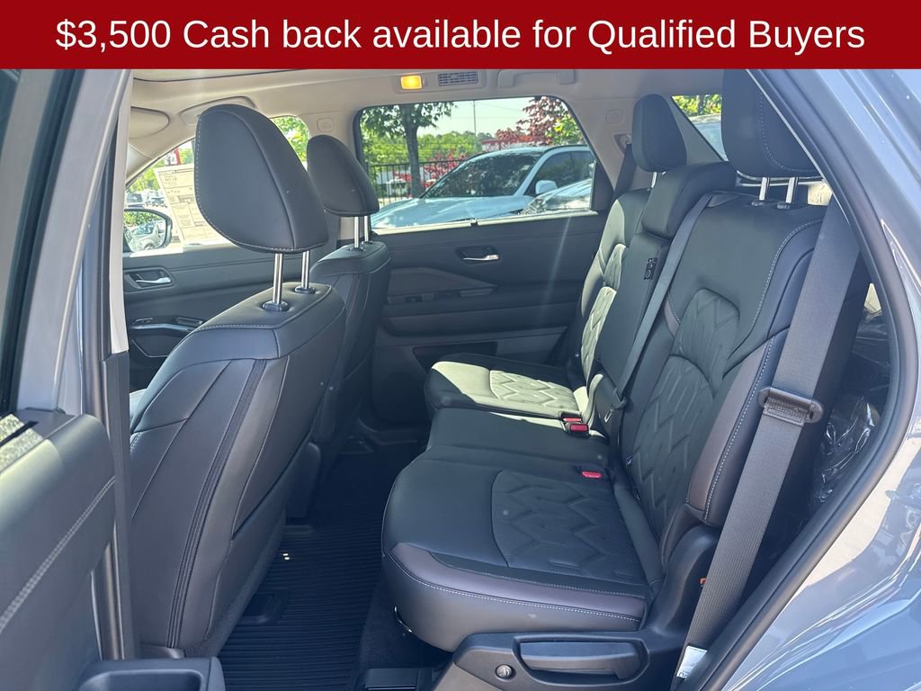 New 2026 Nissan Pathfinder Platinum w/ Cargo Package image 27