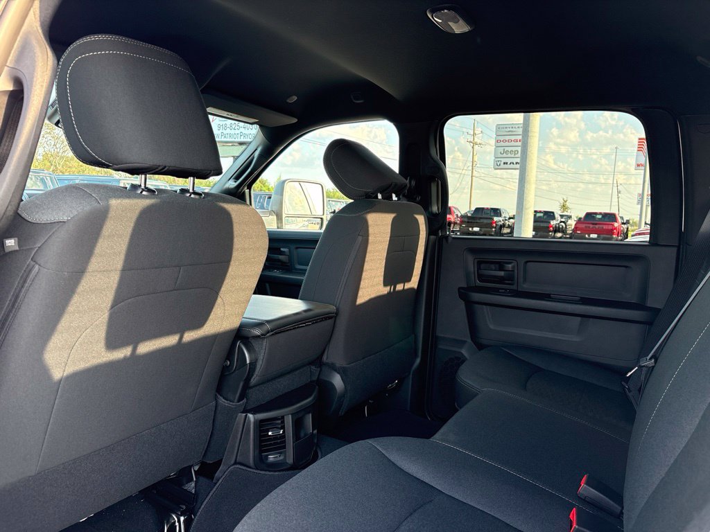New 2027 RAM 3500 Tradesman AWD/4WD image 25