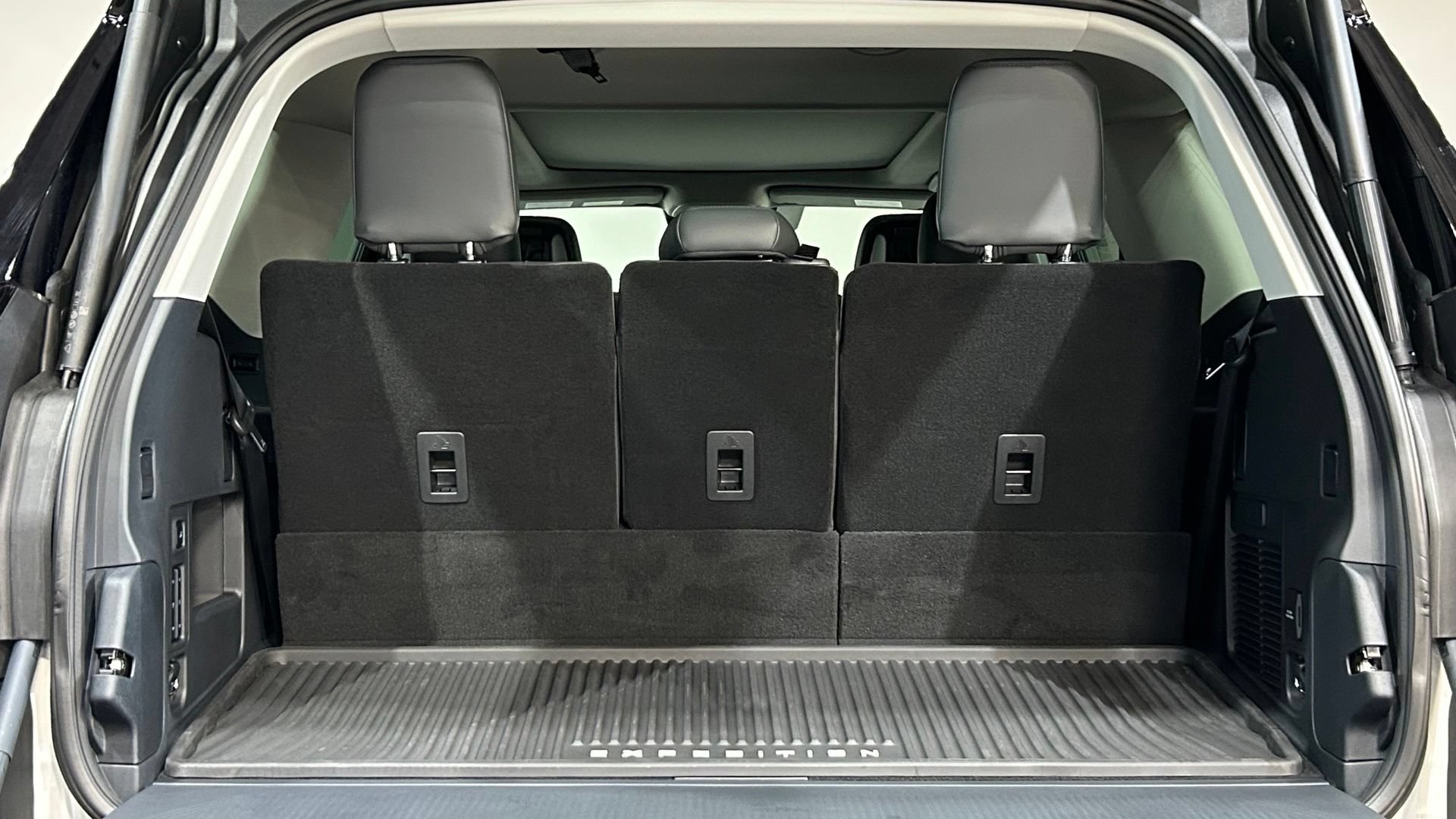 New 2027 Ford Expedition Active AWD/4WD image 43