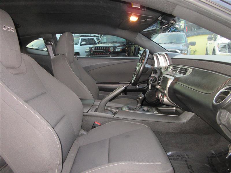 Used 2014 Chevrolet Camaro SS w/ RS Package image 25