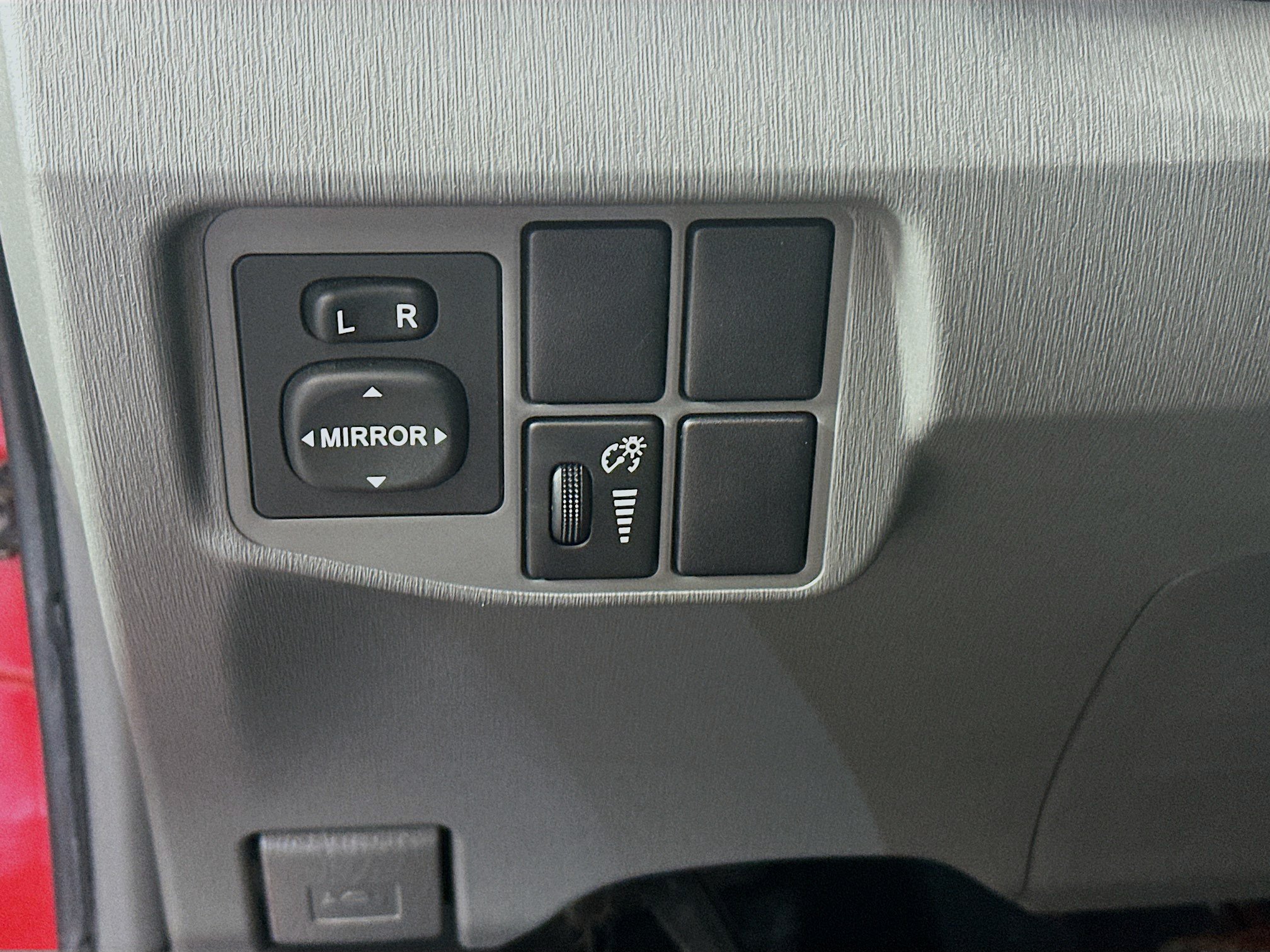 Used 2010 Toyota Prius Five FWD image 16