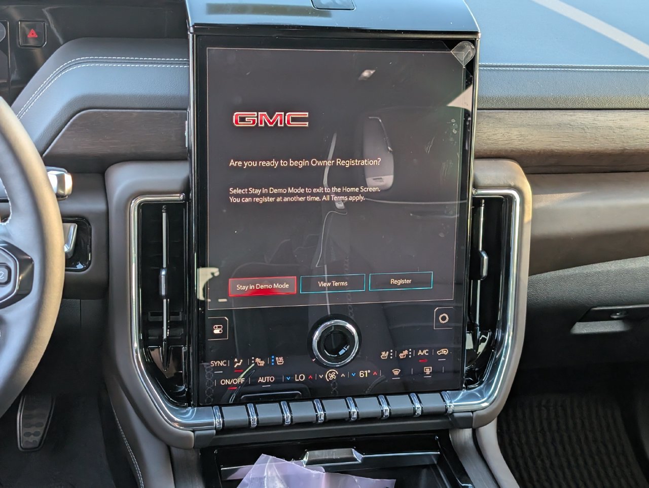 New 2027 GMC Yukon XL Denali Ultimate AWD/4WD image 11
