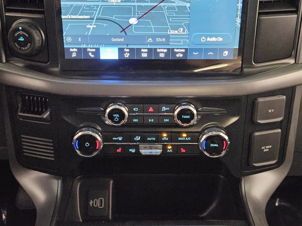 New 2025 Ford F150 Lightning XLT image 29