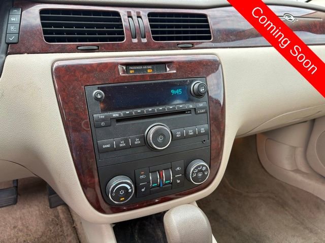 Used 2008 Chevrolet Impala LT w/ Luxury Edition Package FWD image 8