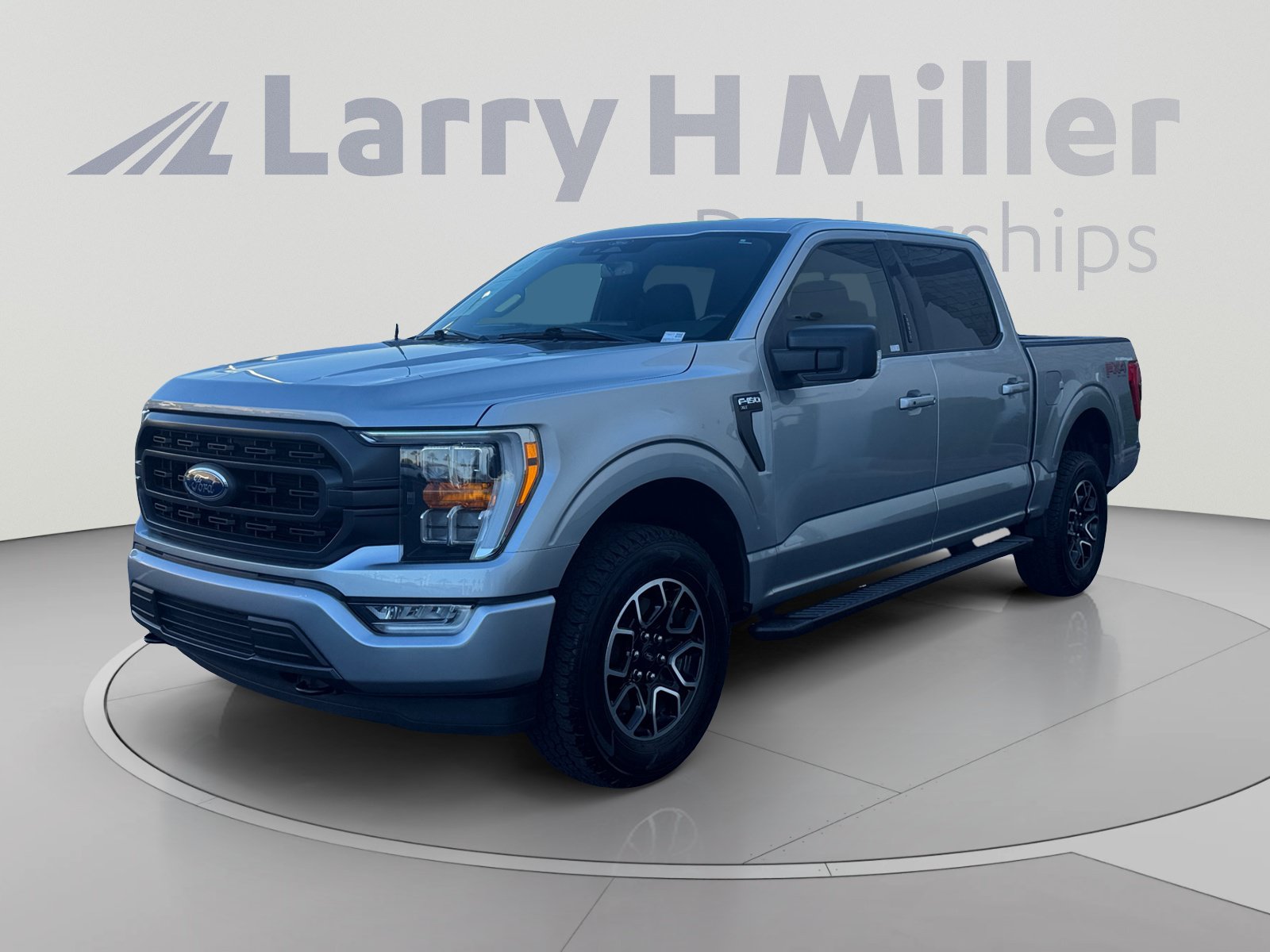 Used 2022 Ford F150 XLT w/ Equipment Group 302A High AWD/4WD image 1