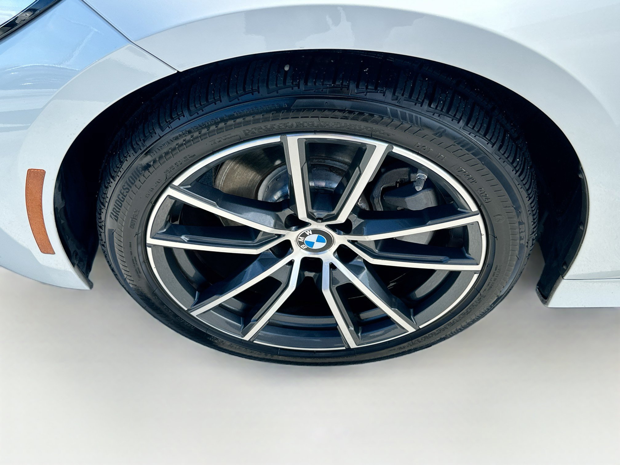 Used 2019 BMW 330i Sedan w/ Premium Package RWD image 34