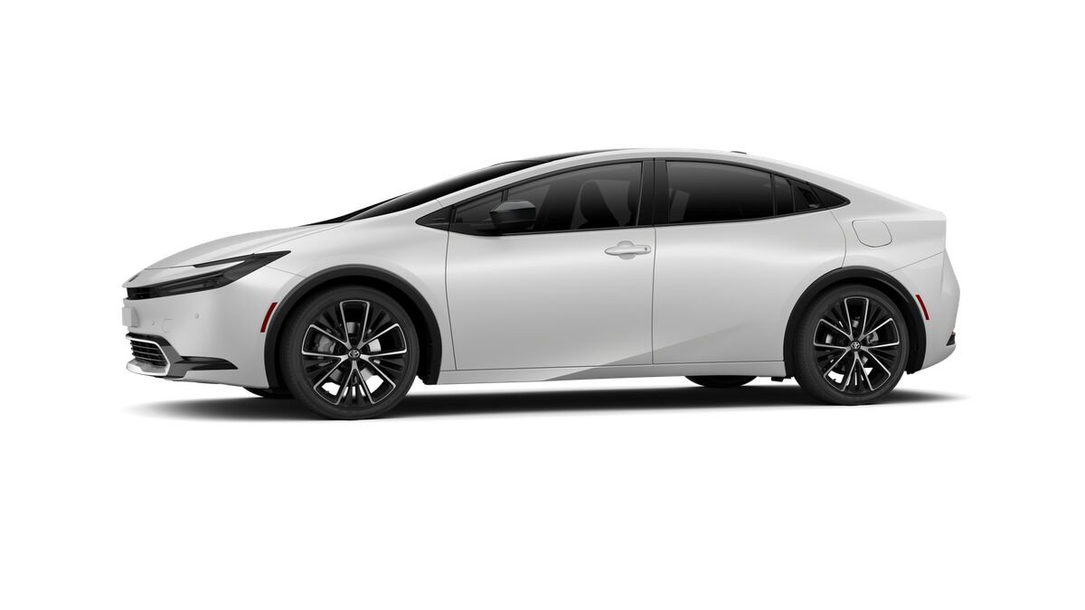 New 2027 Toyota Prius XLE FWD image 3