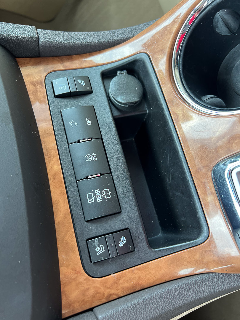 Used 2012 Buick Enclave Premium AWD/4WD image 27