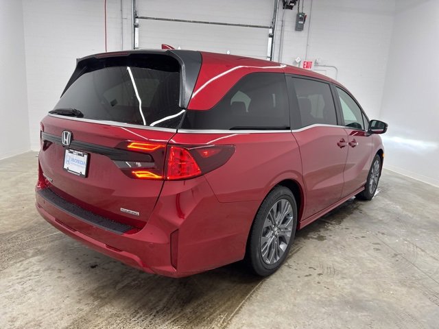 New 2026 Honda Odyssey Touring image 5