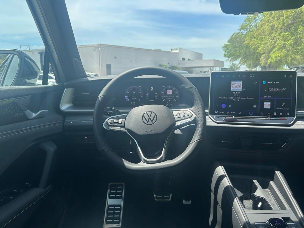 New 2026 Volkswagen Tiguan SE R-Line FWD image 52