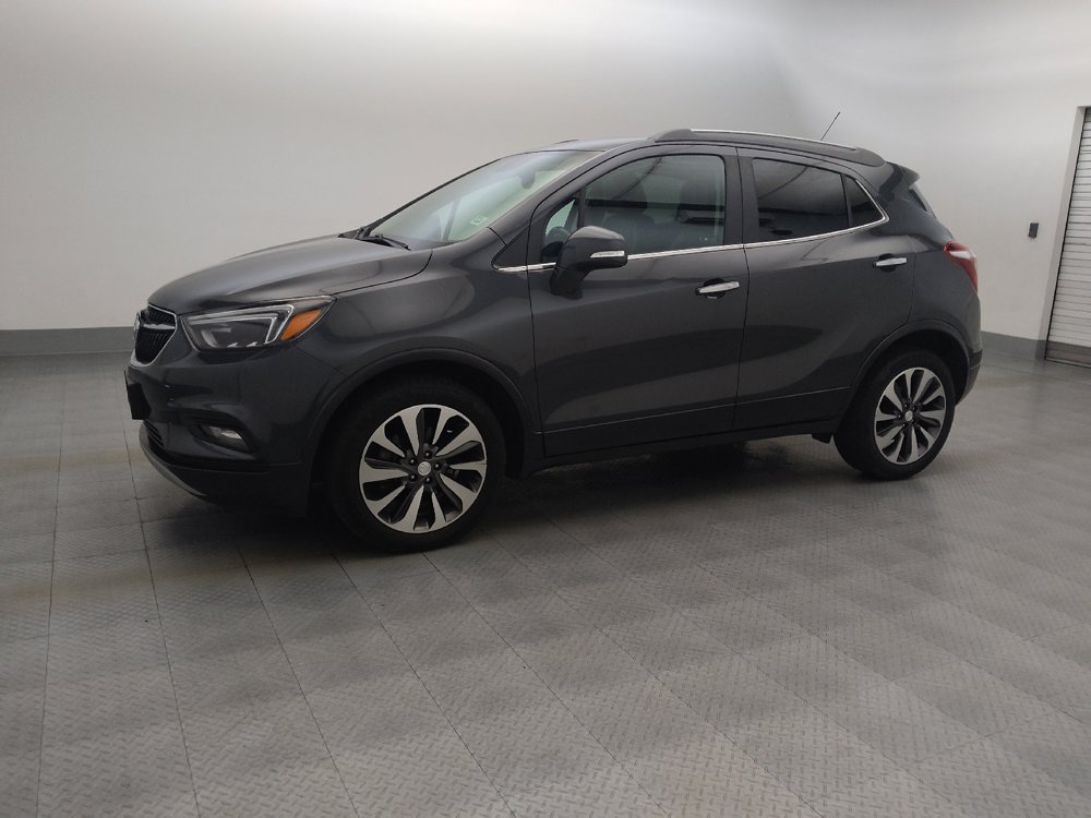 Used 2018 Buick Encore Essence FWD image 2