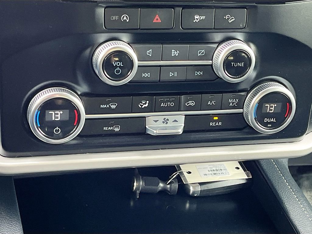 Used 2024 Ford Expedition XLT image 16