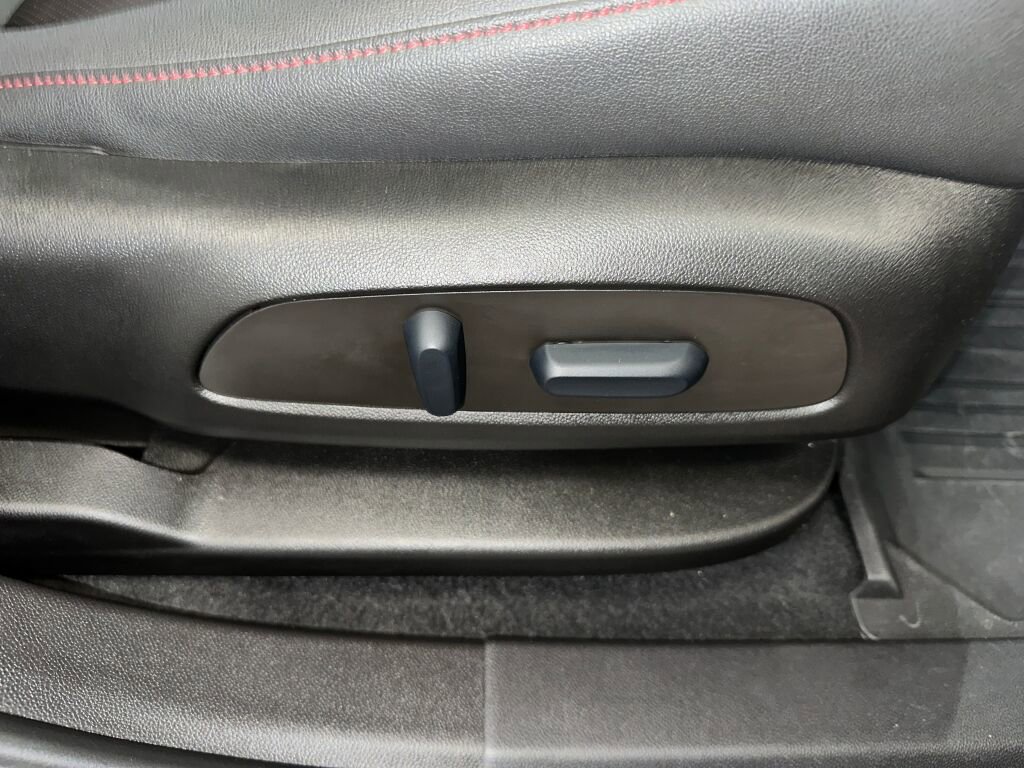 Used 2023 Chevrolet Blazer RS w/ LPO, Floor Liner Package image 36