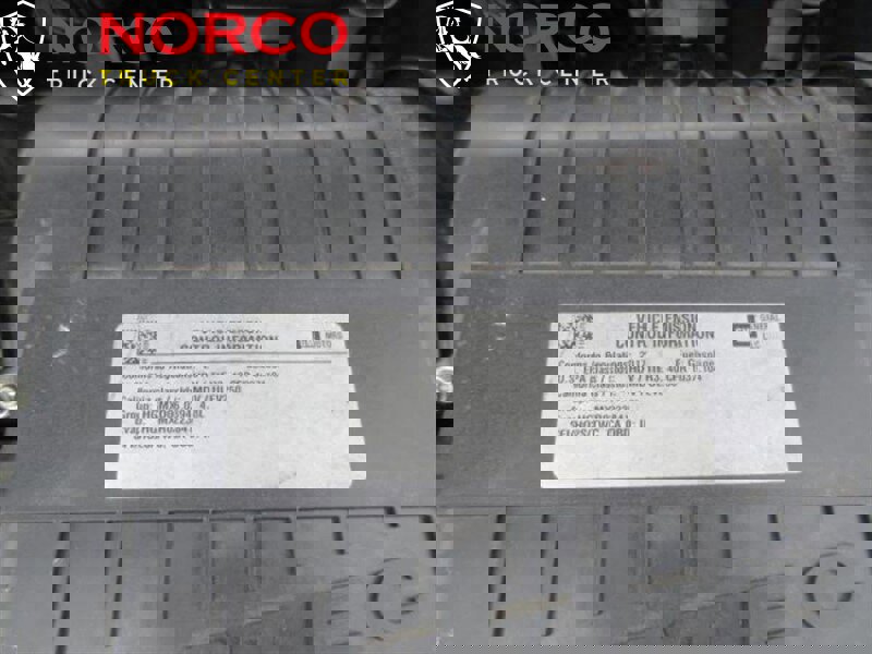 Used 2017 Chevrolet Express 2500 Extended image 17