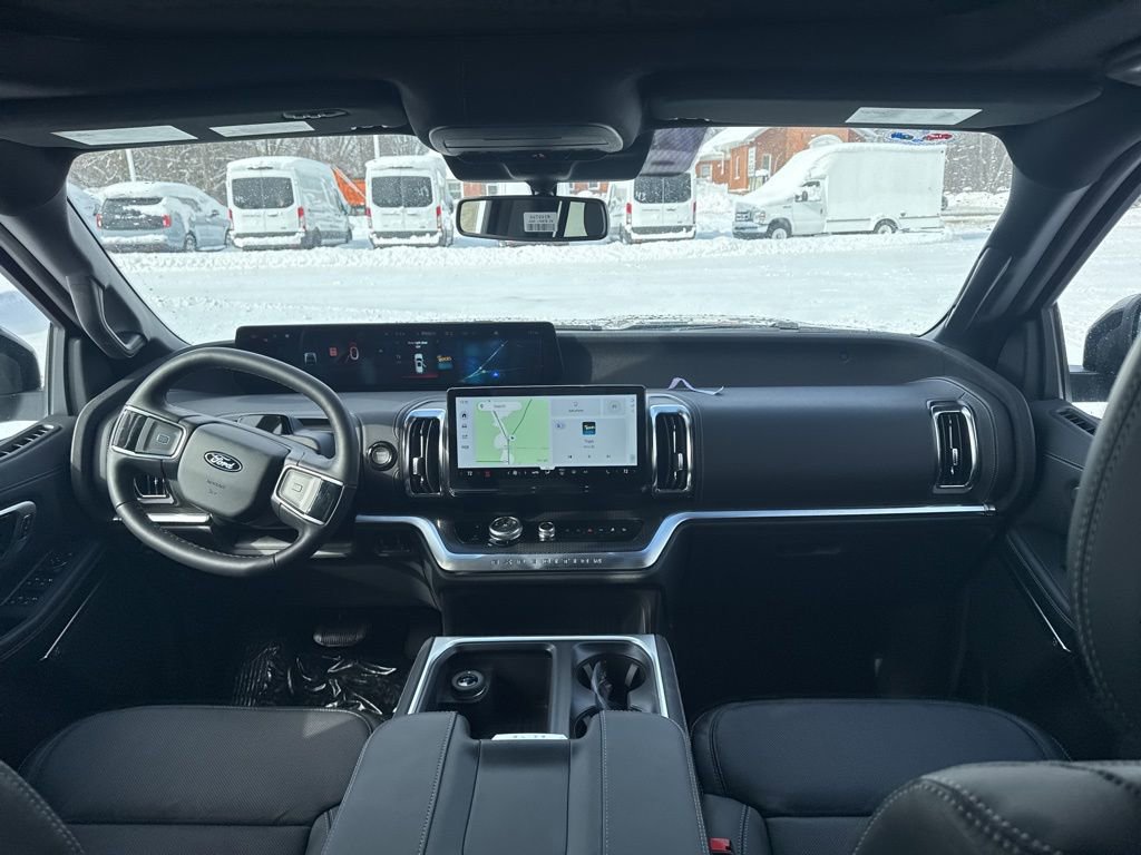 New 2026 Ford Expedition Platinum w/ Stealth Appearance Package image 19