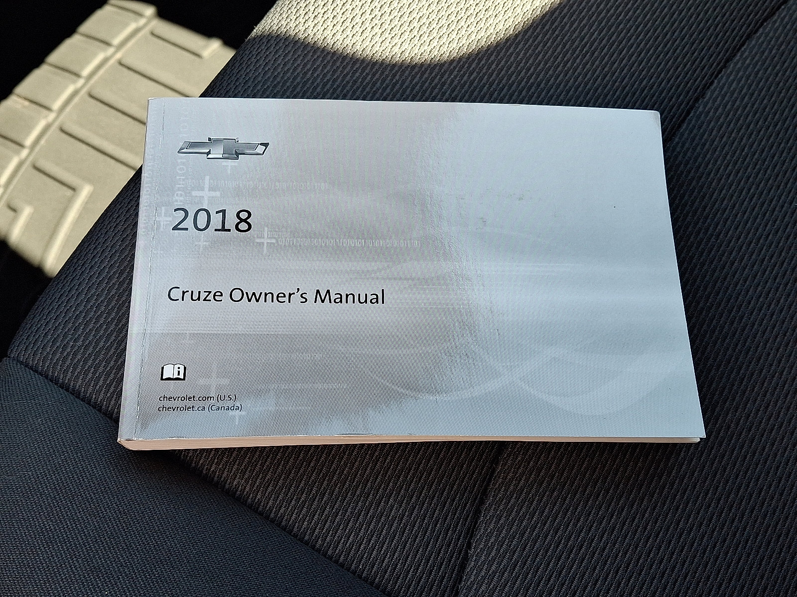 Used 2018 Chevrolet Cruze LS FWD image 26