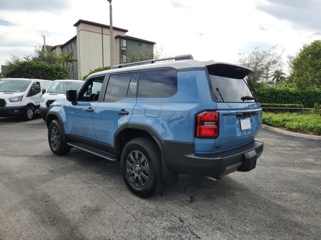 Used 2024 Toyota Land Cruiser image 12