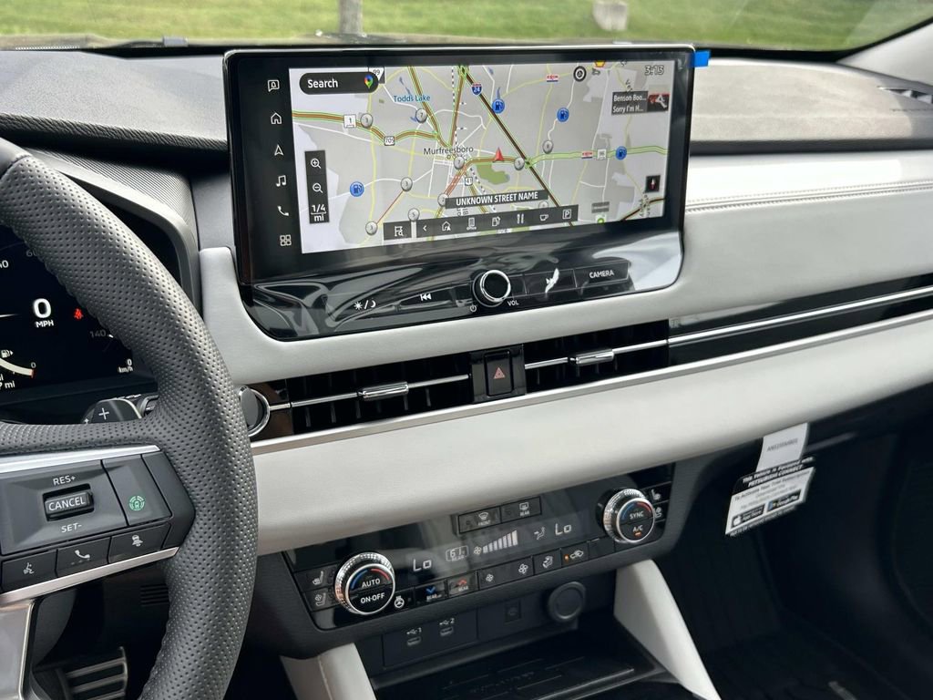New 2025 Mitsubishi Outlander SEL image 27