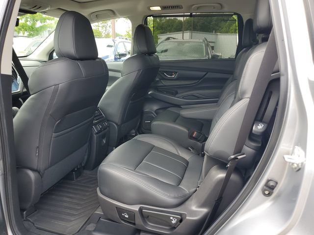Used 2025 Subaru Ascent Bronze Edition w/ Onyx Package AWD/4WD image 14