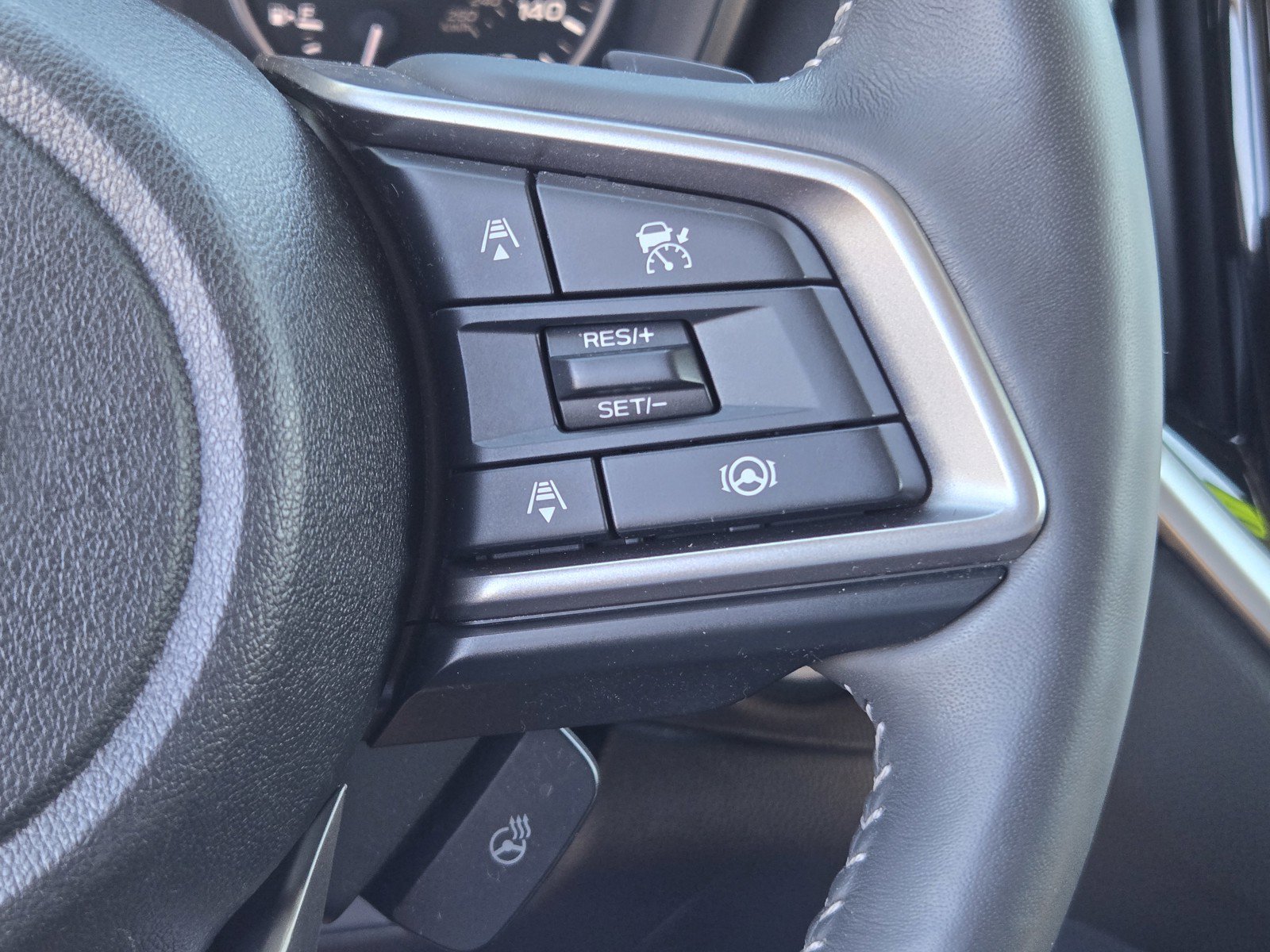 Used 2023 Subaru Ascent Touring AWD/4WD image 24