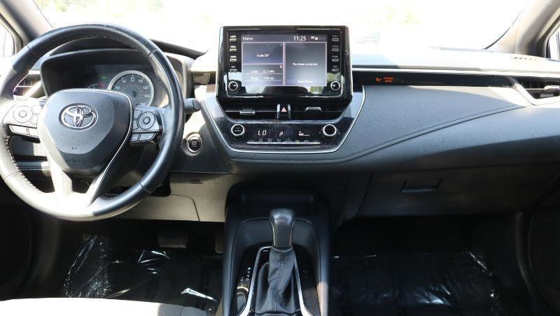 Used 2020 Toyota Corolla SE w/ SE Premium Package image 16