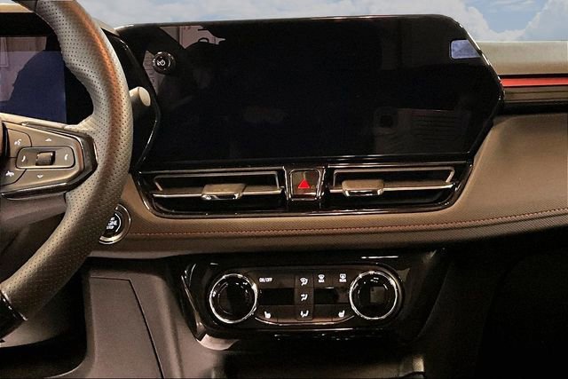 Used 2025 Chevrolet TrailBlazer RS w/ Convenience Package image 9