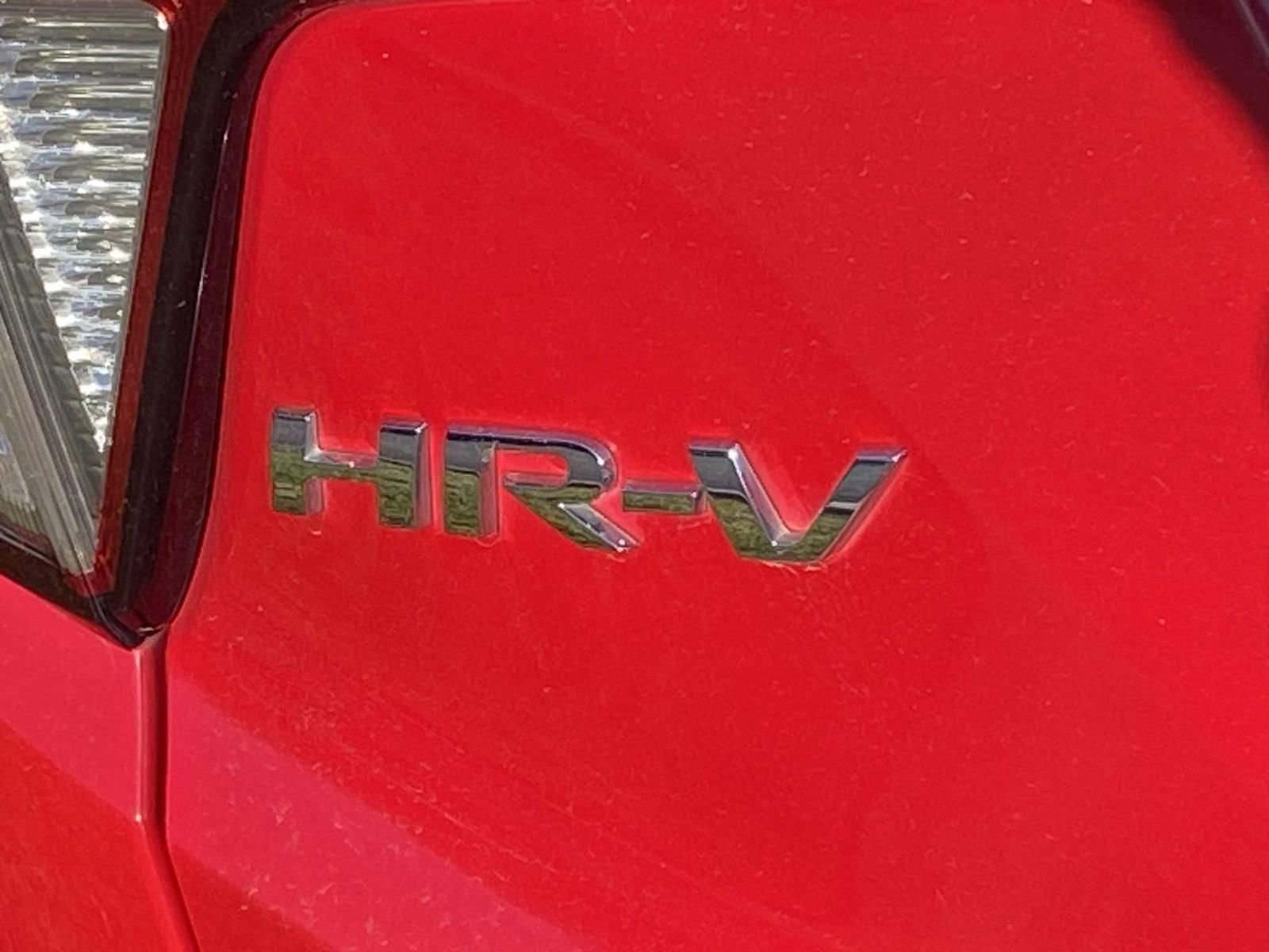 Used 2022 Honda HR-V Sport image 12