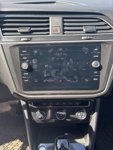 Used 2024 Volkswagen Tiguan Wolfsburg Edition image 17