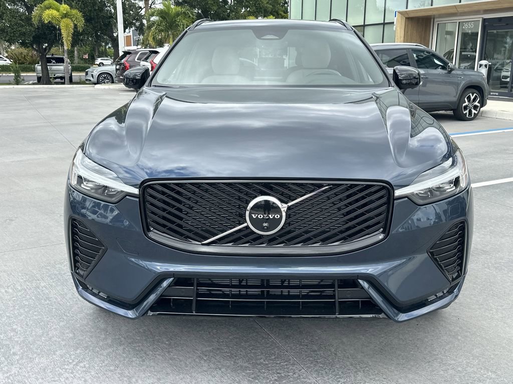 New 2026 Volvo XC60 B5 Plus w/ Protection Package Premier image 3
