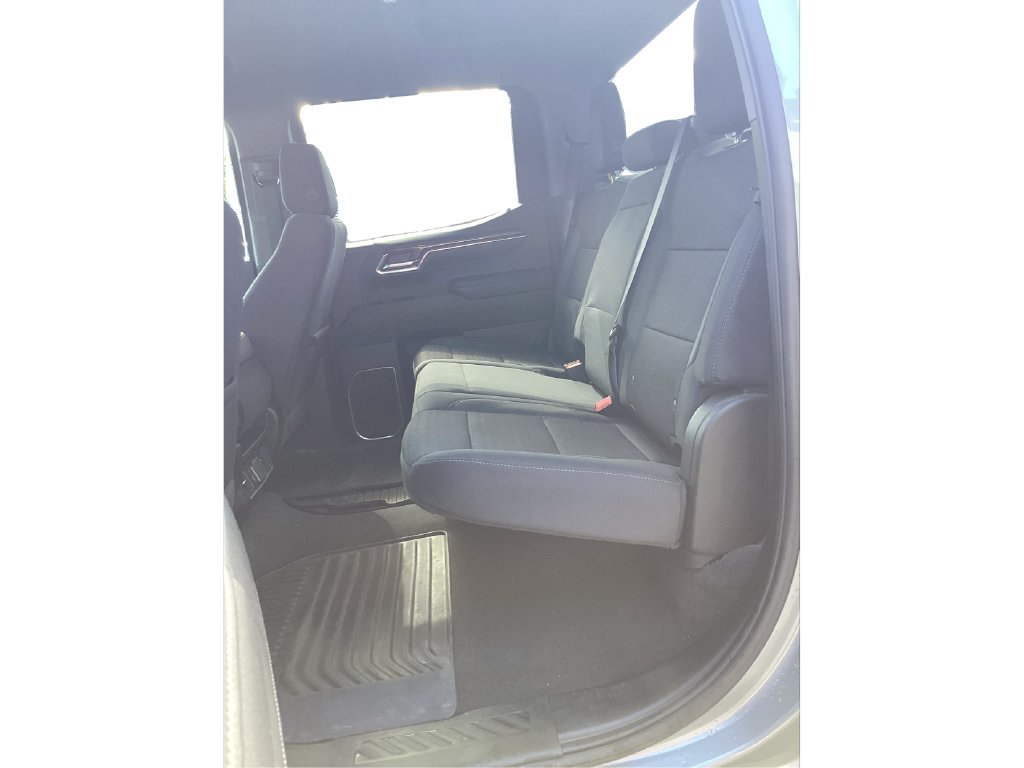 Used 2024 Chevrolet Silverado 1500 LT AWD/4WD image 11
