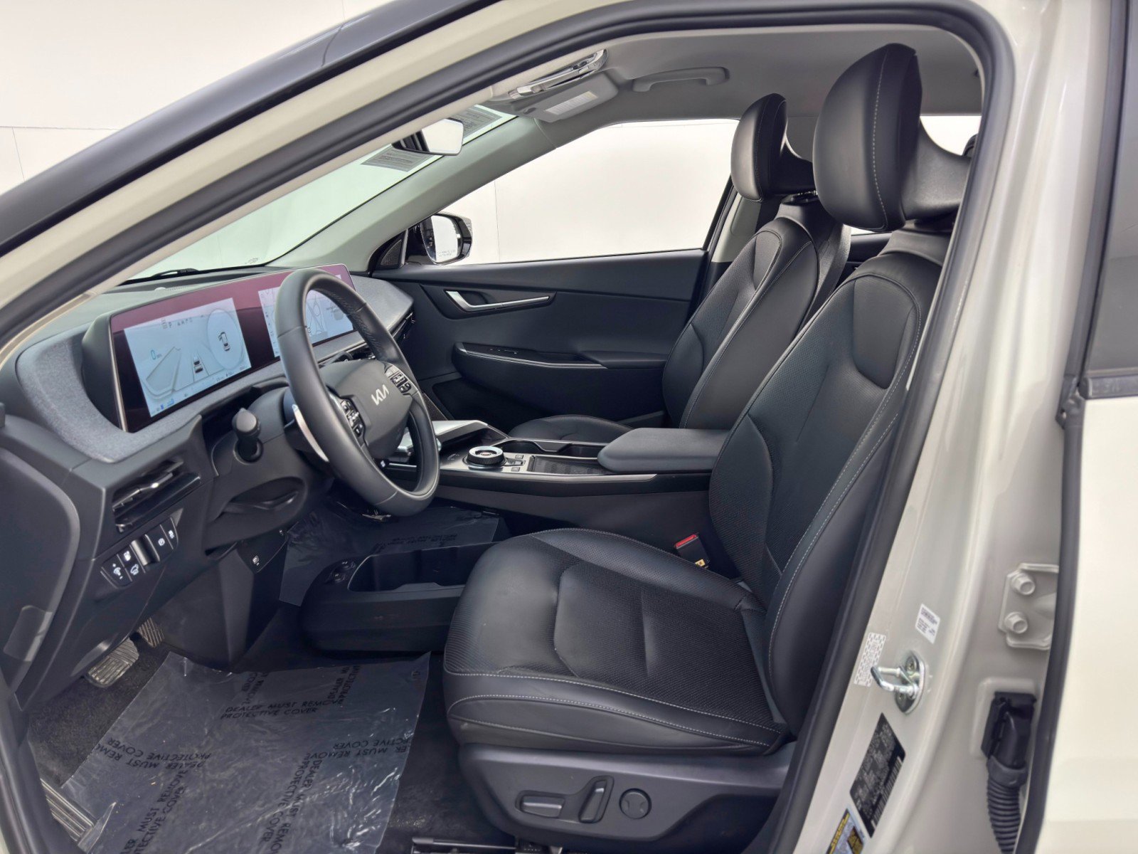 Used 2022 Kia EV6 Wind image 15