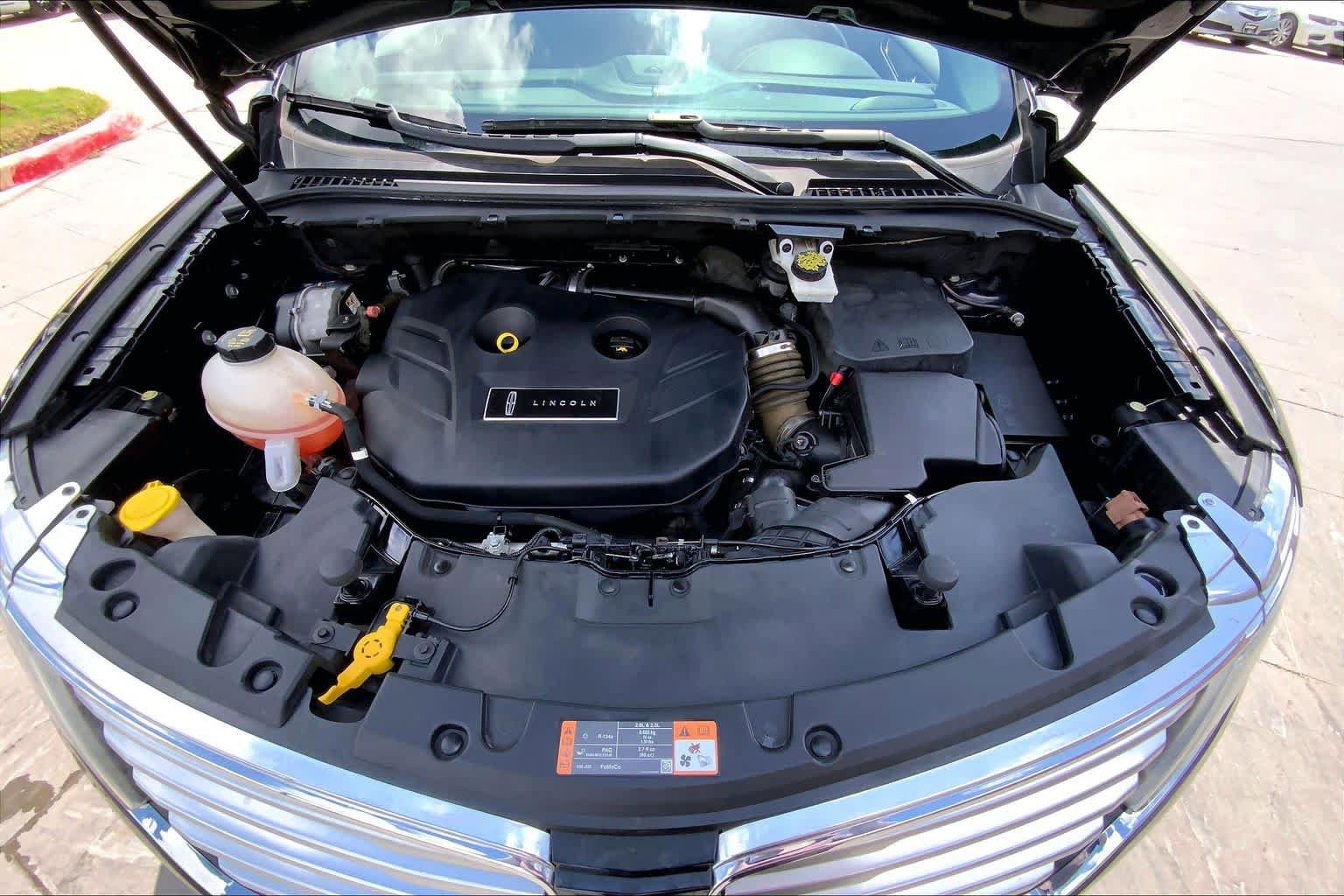 Used 2018 Lincoln MKC Premiere image 32