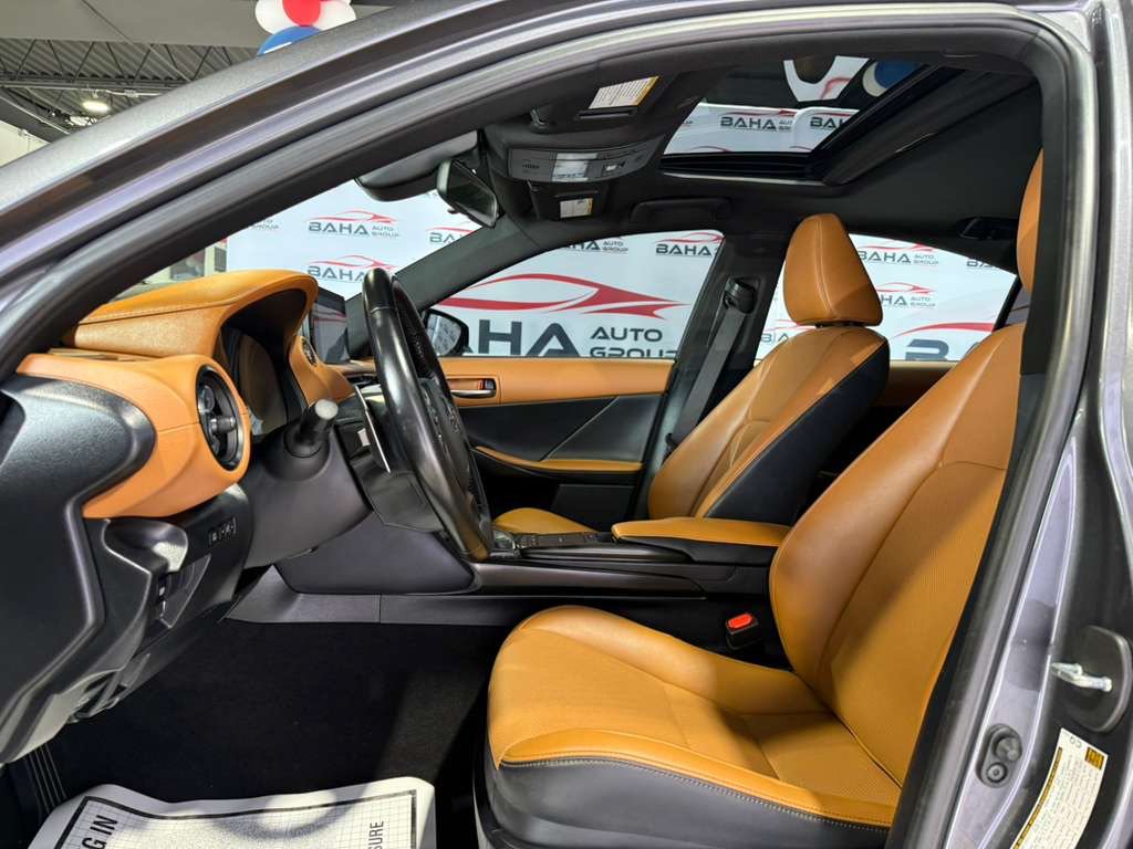 Used 2024 Lexus IS 350 F Sport RWD image 31