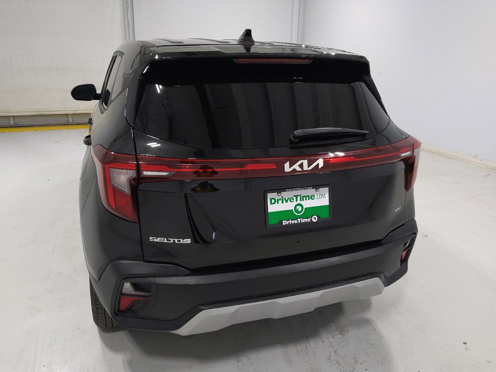 Used 2025 Kia Seltos LX AWD/4WD image 6
